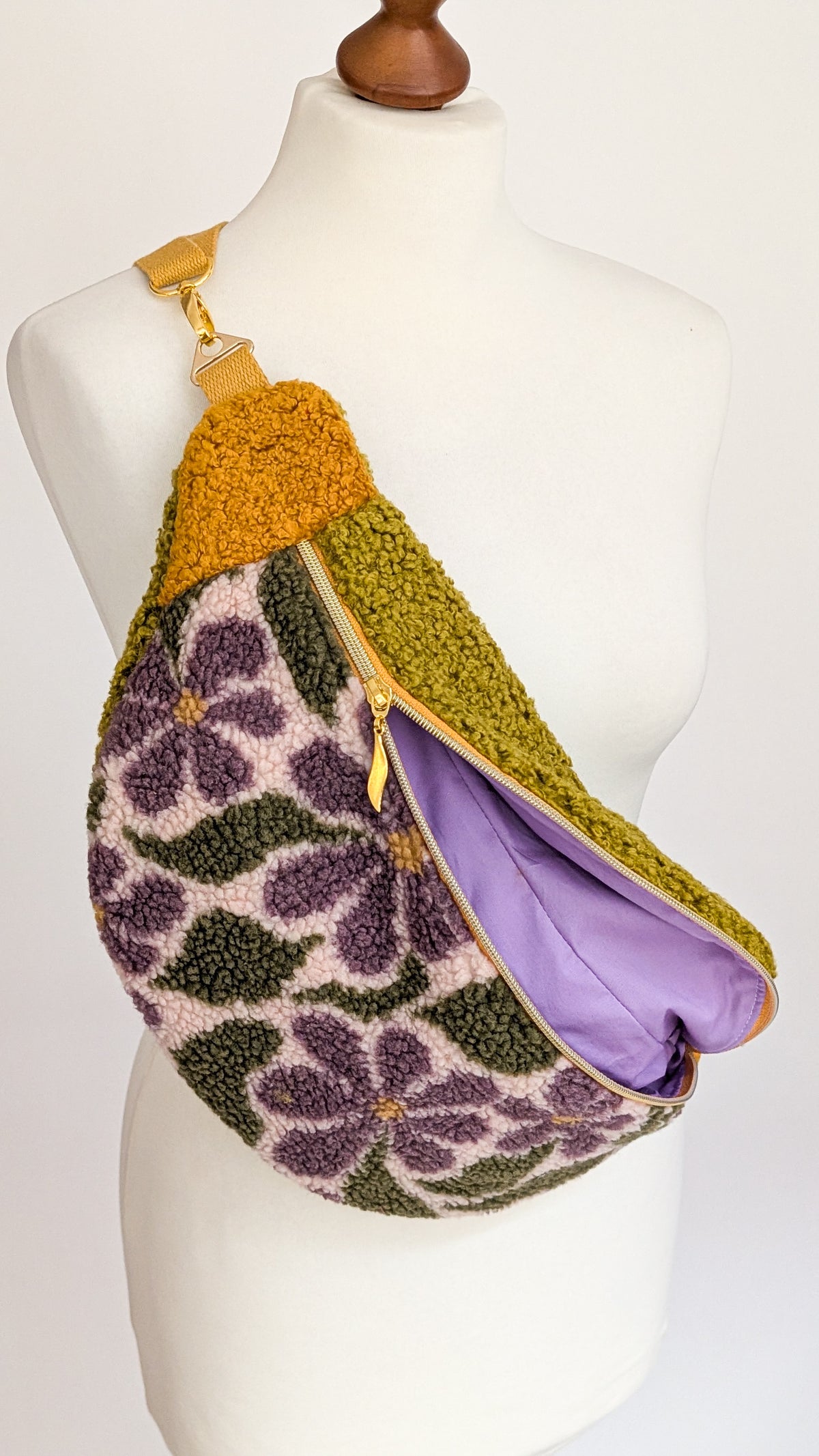 Große XL Umhängetasche Teddy Plüsch Tasche Retro Blumen Lila Grün Curry