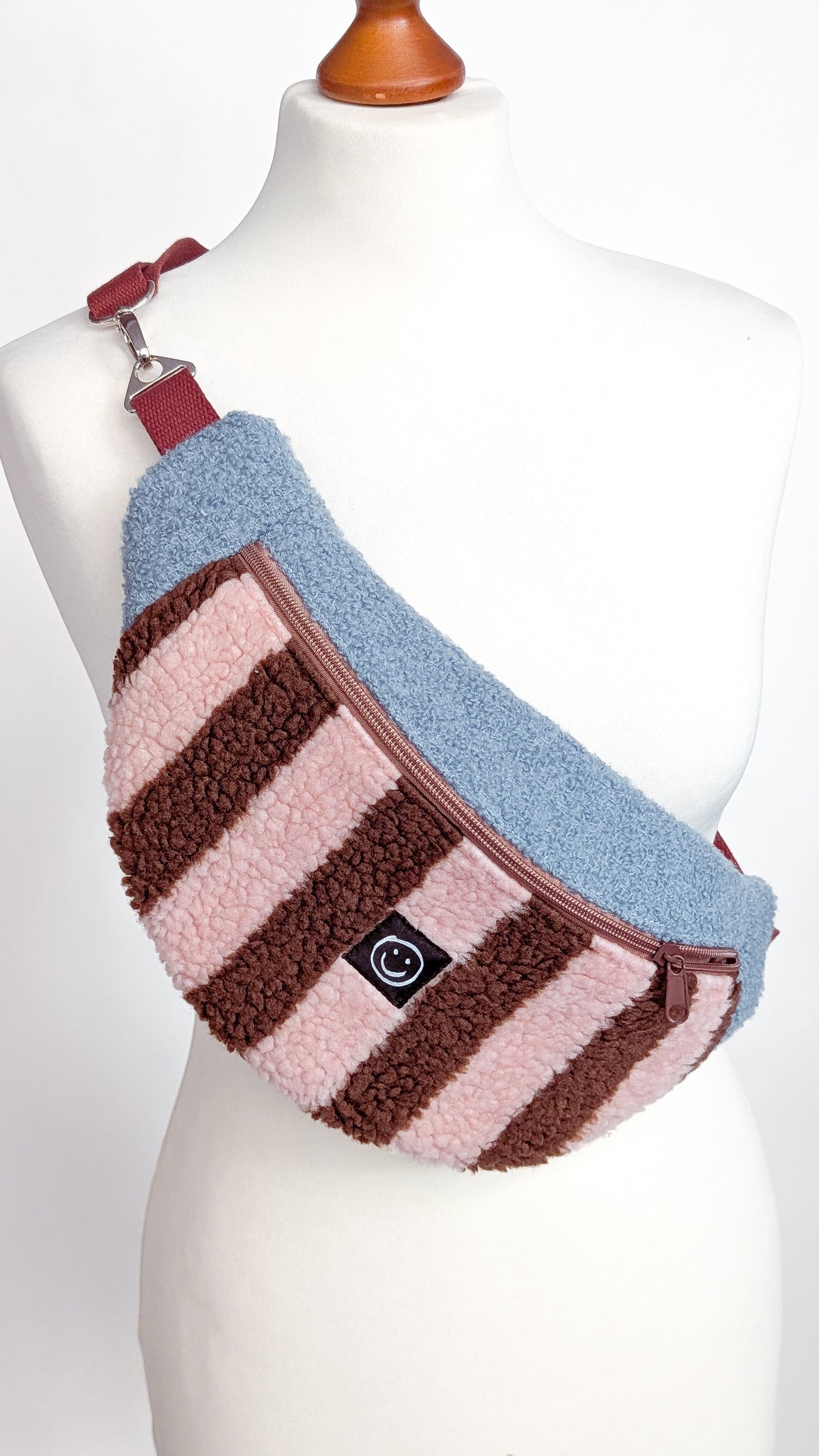 Bunte Pastell Skandi Bauchtasche Teddy Plüsch Streifen Rosa/Braun/Blau