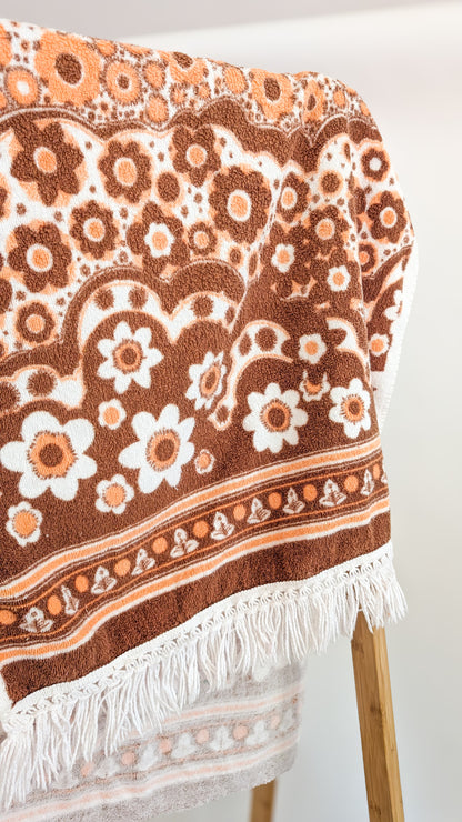 Upcycling XL Bauchtasche mit Fransen aus 70s Vintage Handtuch Towel Bag Einzelstück