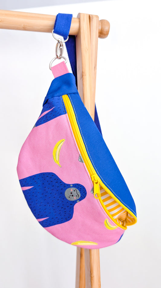 Bunte Bauchtasche Pink/Blau mit Affen & Bananen – 4 Stimmungen: Moody, Zen, Happy, Grumpy