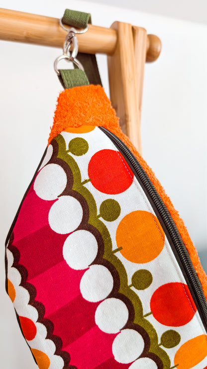 Upcycling Bauchtasche 70s Muster Vintage Handtuch Orange/Grün