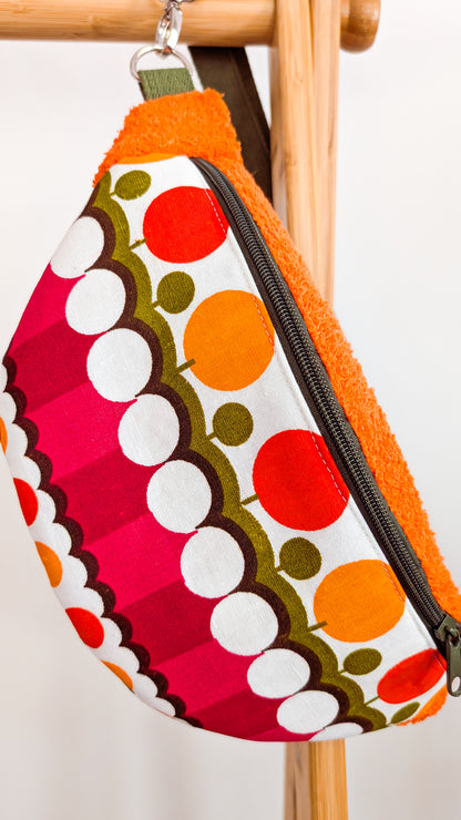 Upcycling Bauchtasche 70s Muster Vintage Handtuch Orange/Grün