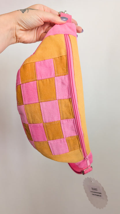 Zero Waste Patchwork Bauchtasche Pink/Gelb Cord Squares Einzelstück