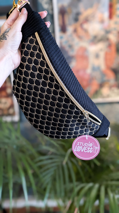 Edle Hipbag Cord Bauchtasche Schwarz/Gold Drachenschuppen