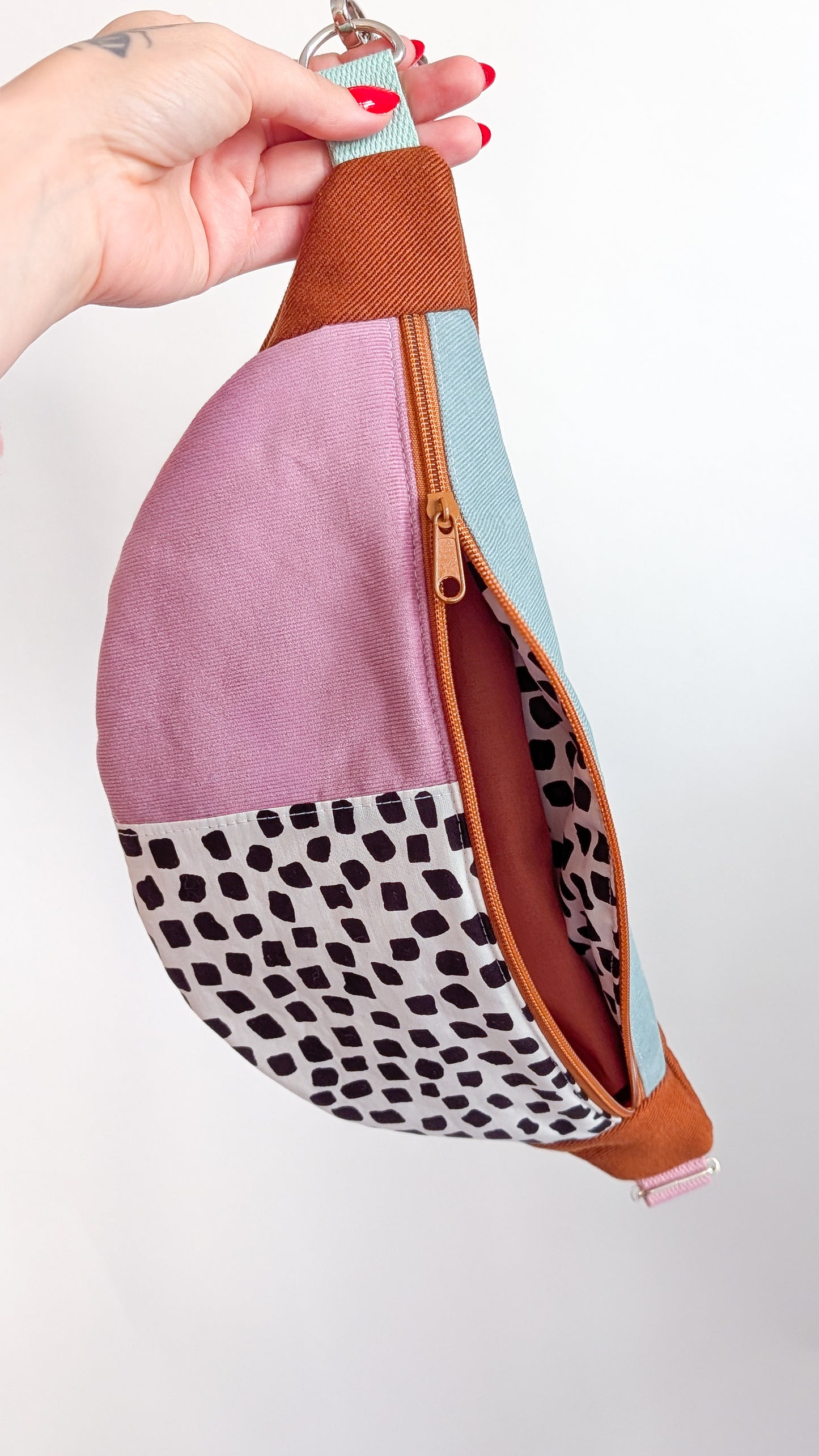 Herbstliche 80s Bauchtasche Cross Body Bag Tupfen Pastell CORD