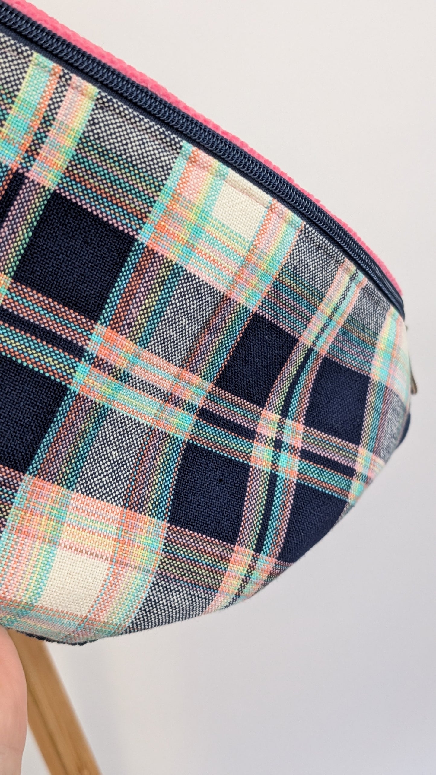 Große XL Upcycling Umhängetasche Cord & Karos Navy/Pink/Mint