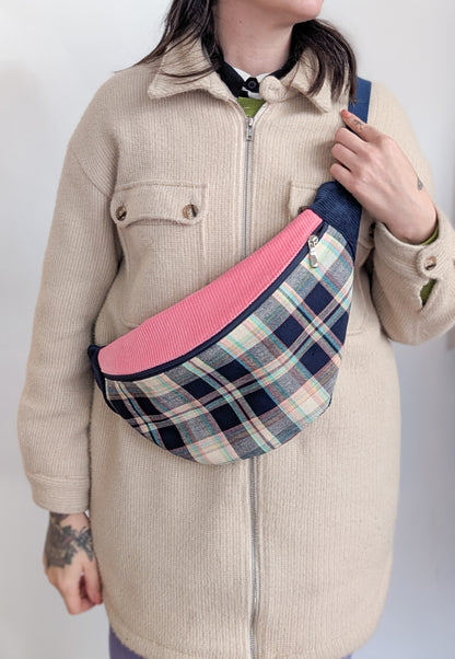 Große XL Upcycling Umhängetasche Cord & Karos Navy/Pink/Mint