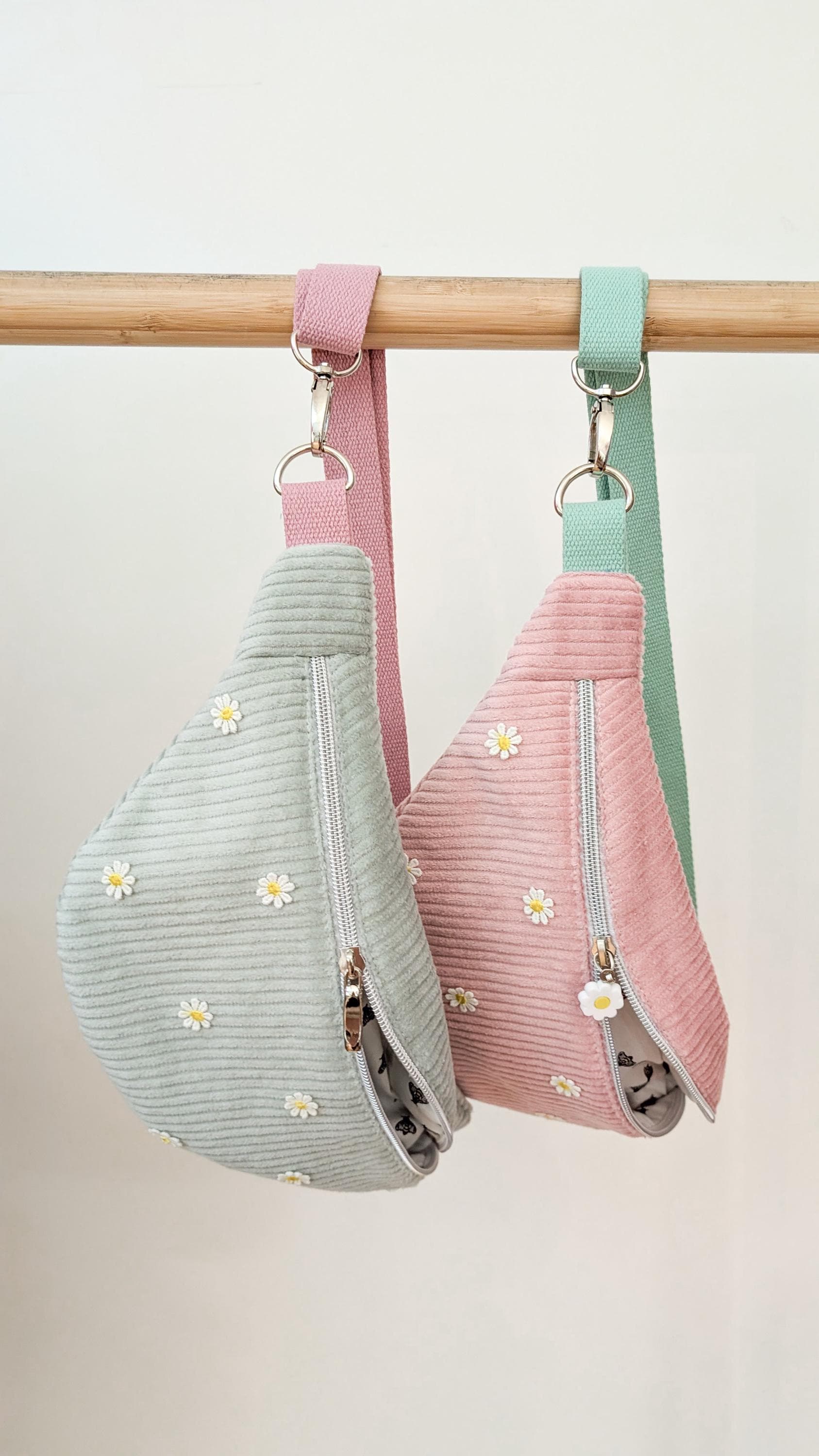 Pastell Cord Hipbag Bauchtasche Daisies - 2 Farben