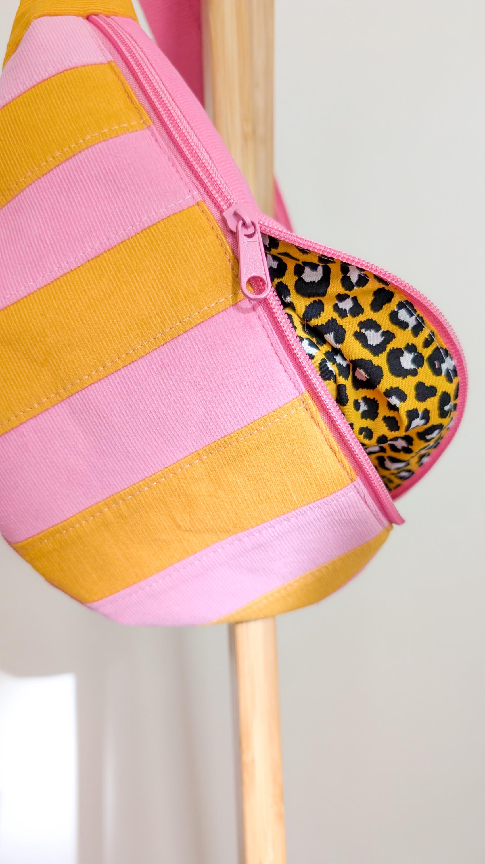 Cord Hipbag Bauchtasche Cross Body Bag Patchwork Streifen Pink/Gelb