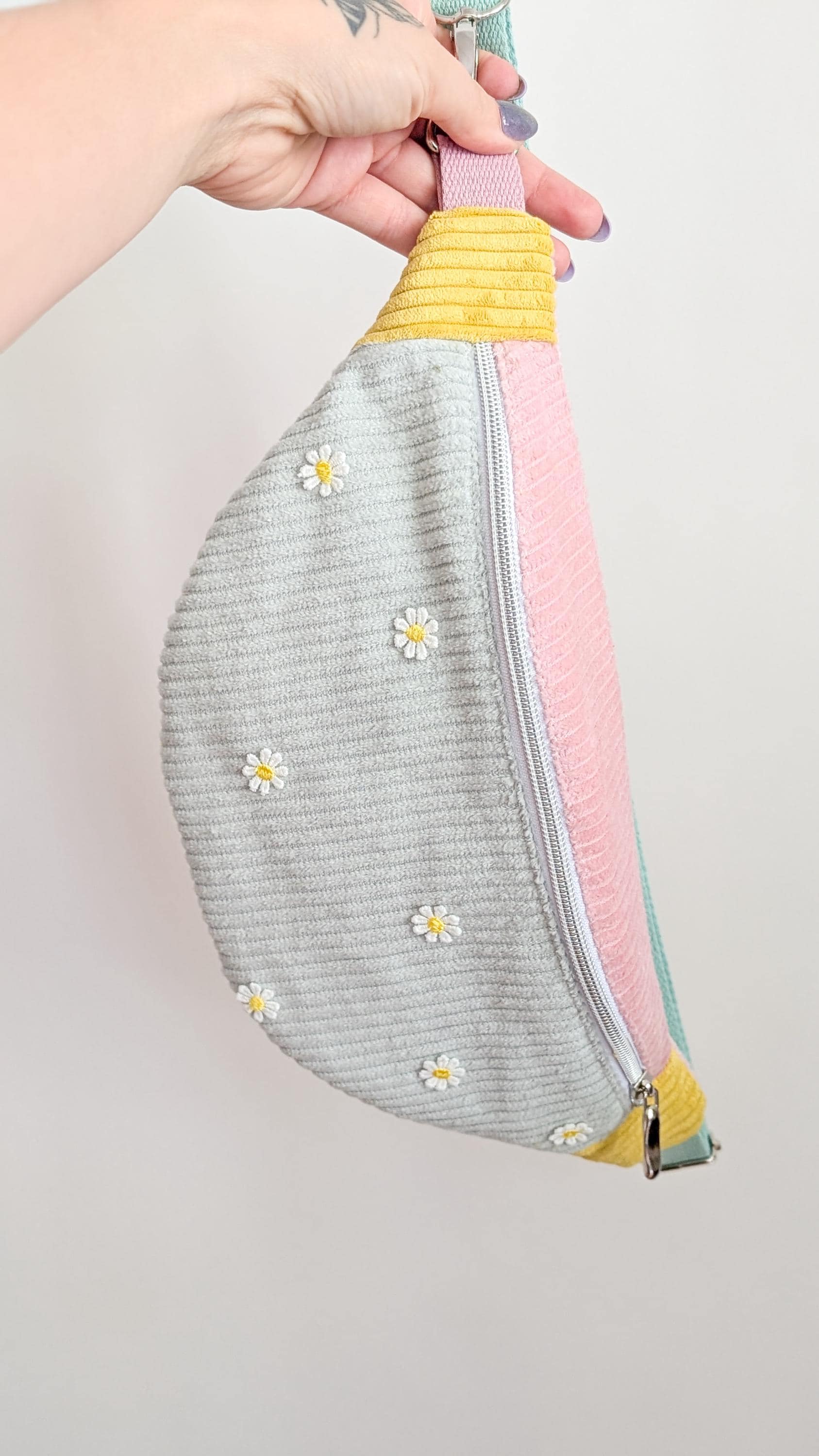 Pastell Colorblocking Cord Hipbag Bauchtasche Daisies Mint/Rosa/Gelb