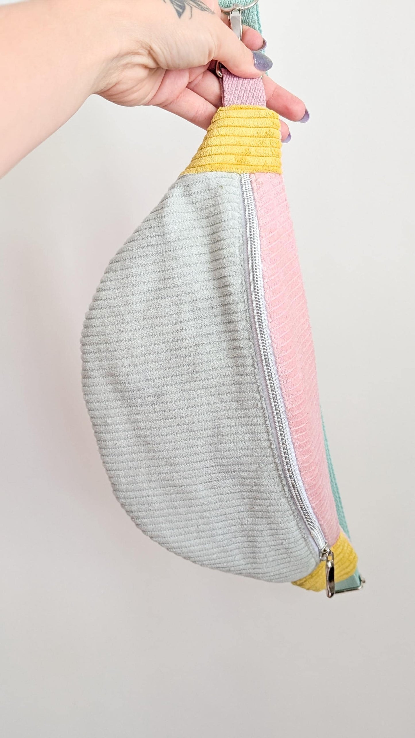 Pastell Colorblocking Cord Hipbag Bauchtasche Daisies Mint/Rosa/Gelb