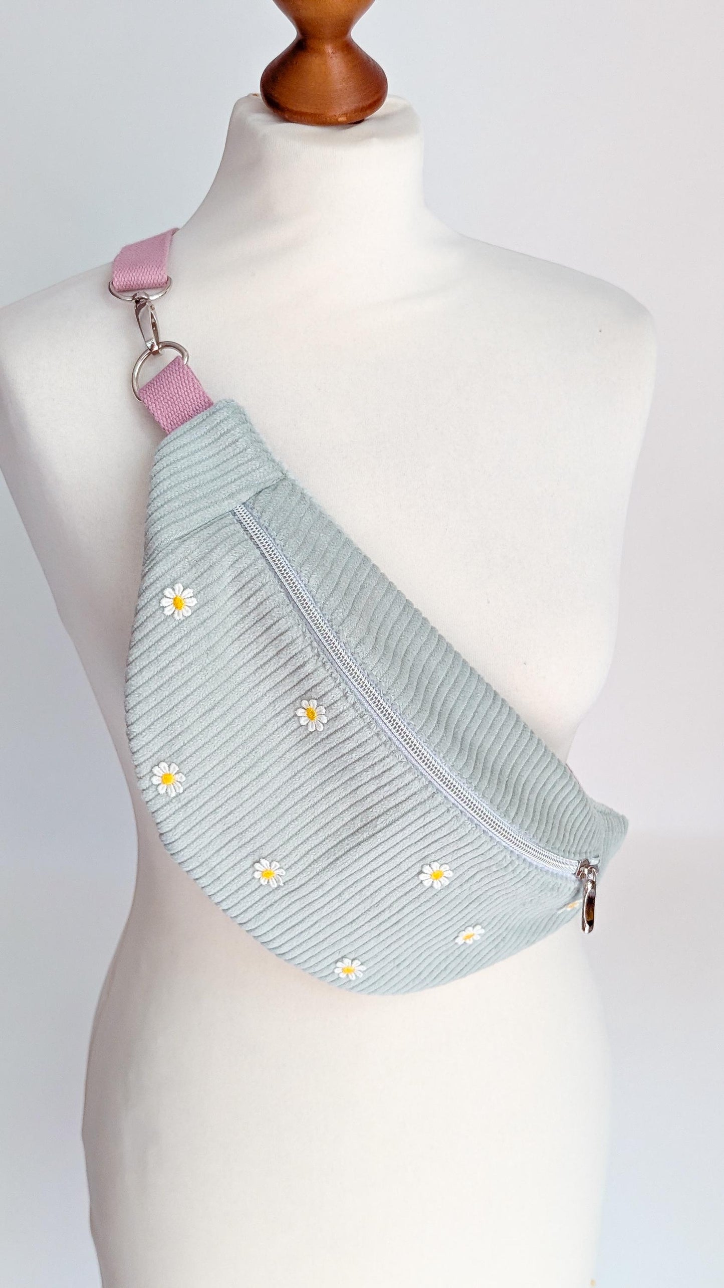 Pastell Cord Hipbag Bauchtasche Daisies - Mint oder Rosa