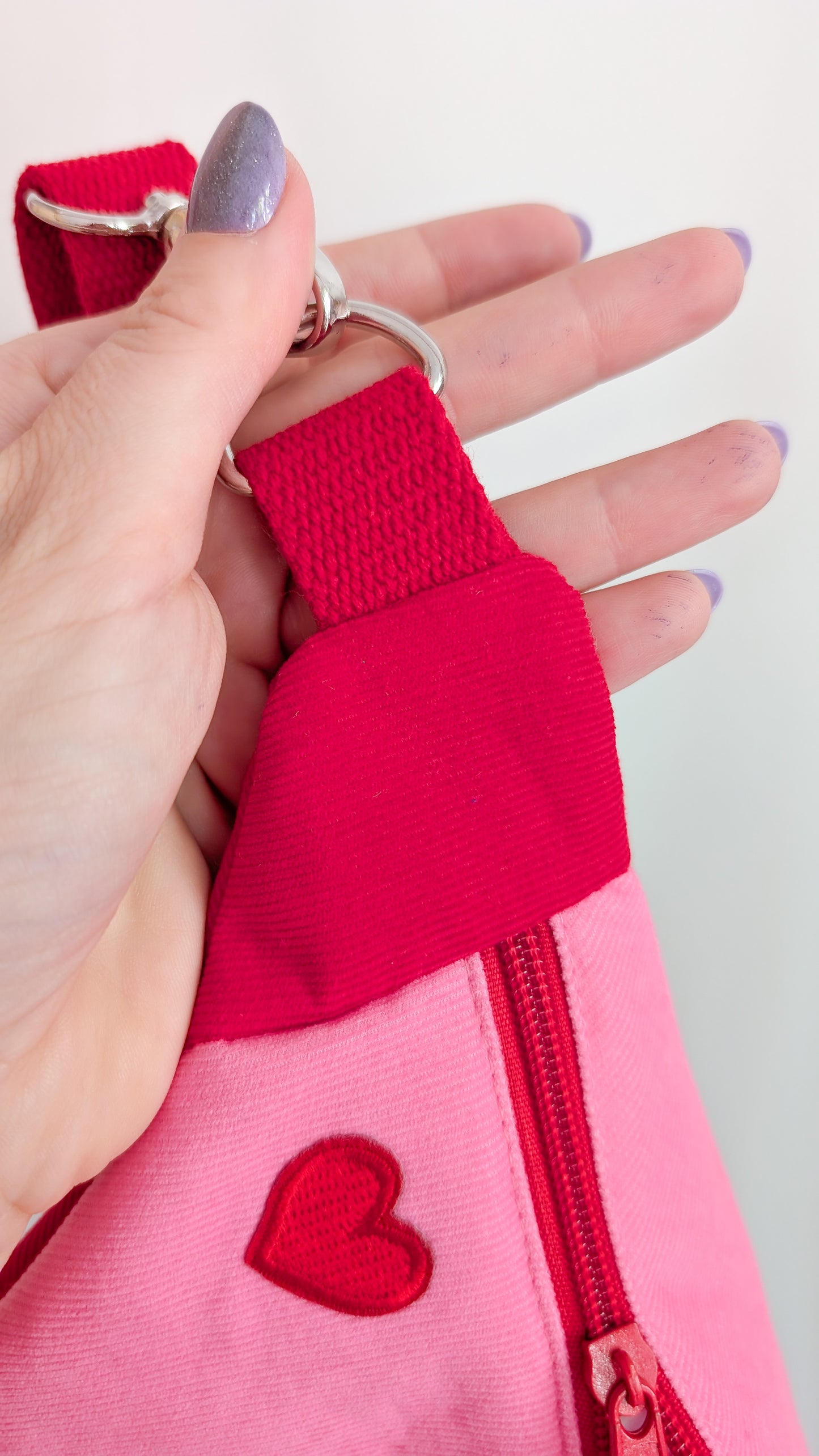 Pink/Rot Cord Bauchtasche Hipbag Crossbody Umhängetasche Herzchen More Amore