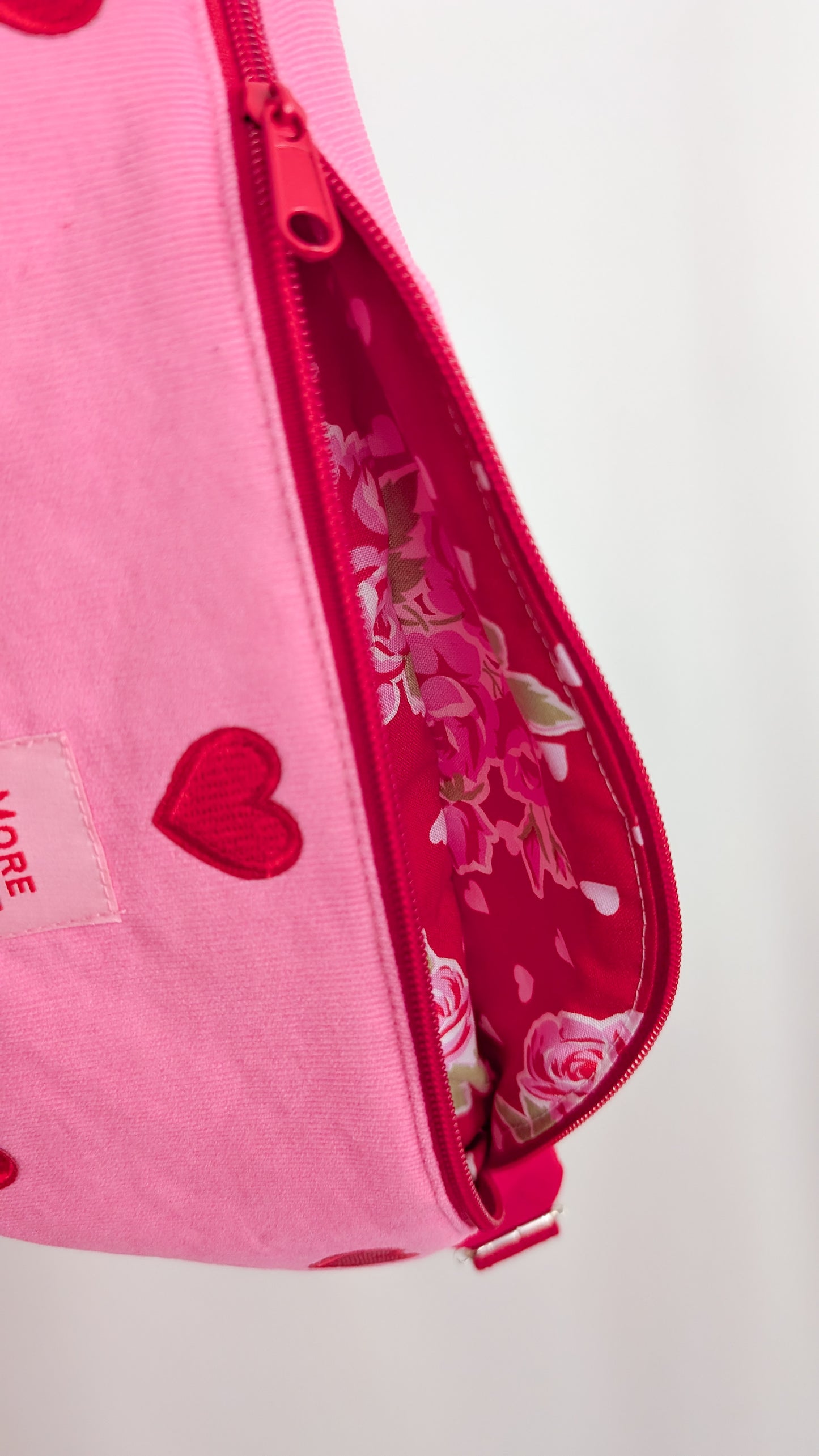 Pink/Rot Cord Bauchtasche Hipbag Crossbody Umhängetasche Herzchen More Amore