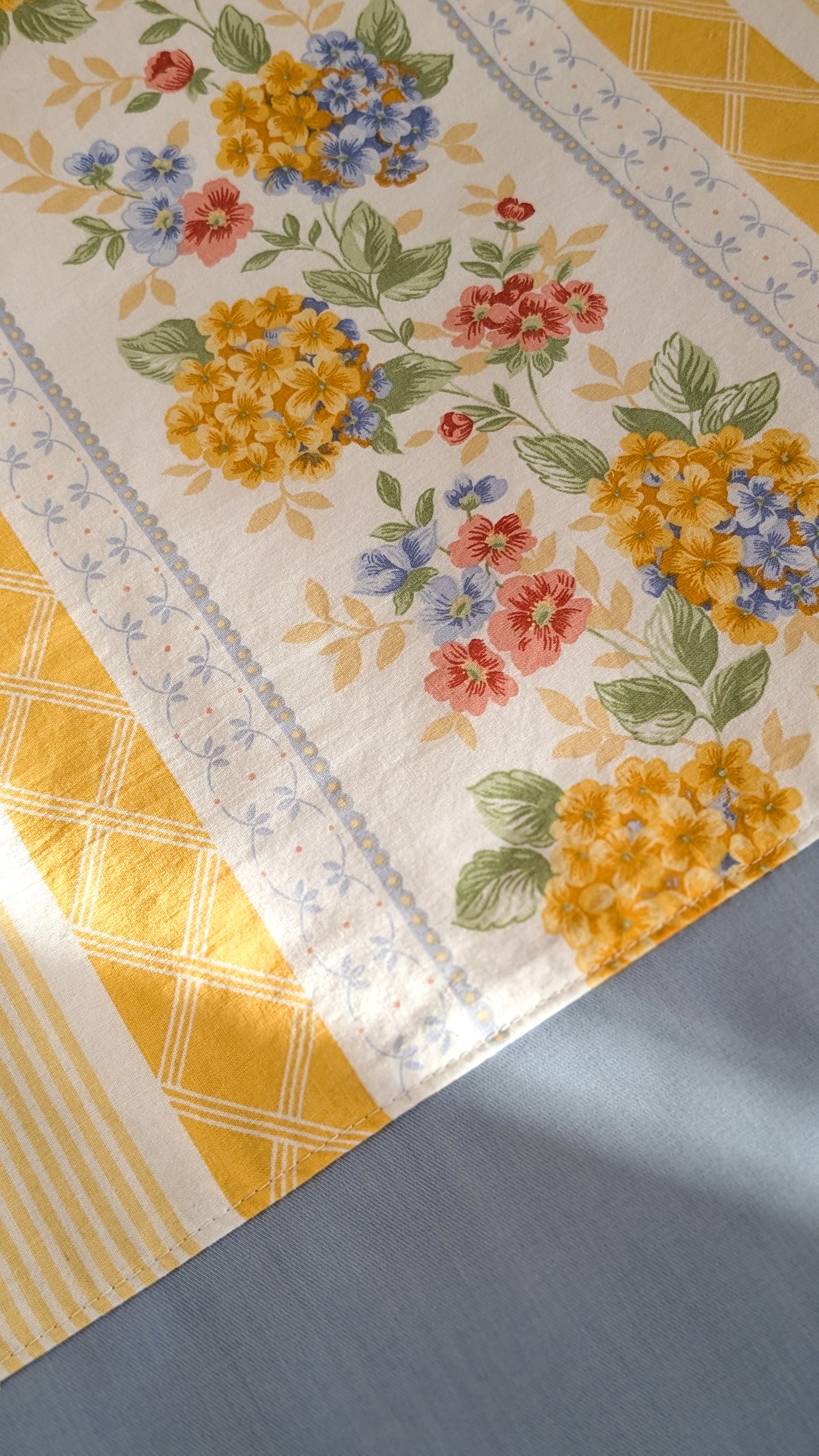 Upcycling Einkaufsbeutel Hortensien Einkaufstasche "Omi's Couchbezug"