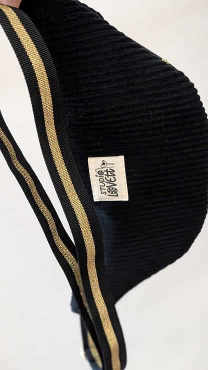 Hipbag Bauchtasche Crossbody Bag Schwarz GOLD Halloween Witch