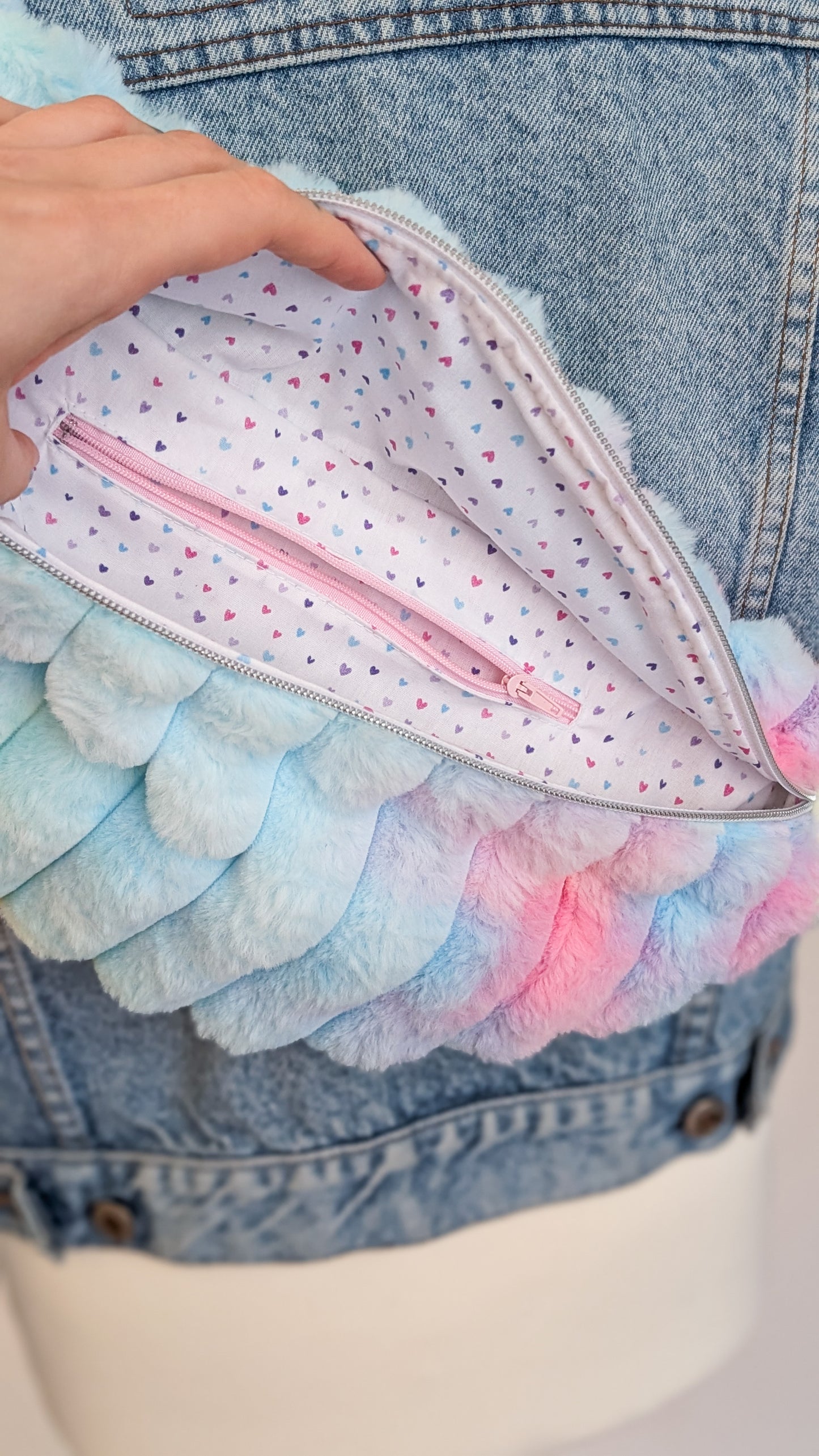 Große XL Umhängetasche Rainbow Plüsch Bauchtasche Kuschelfell