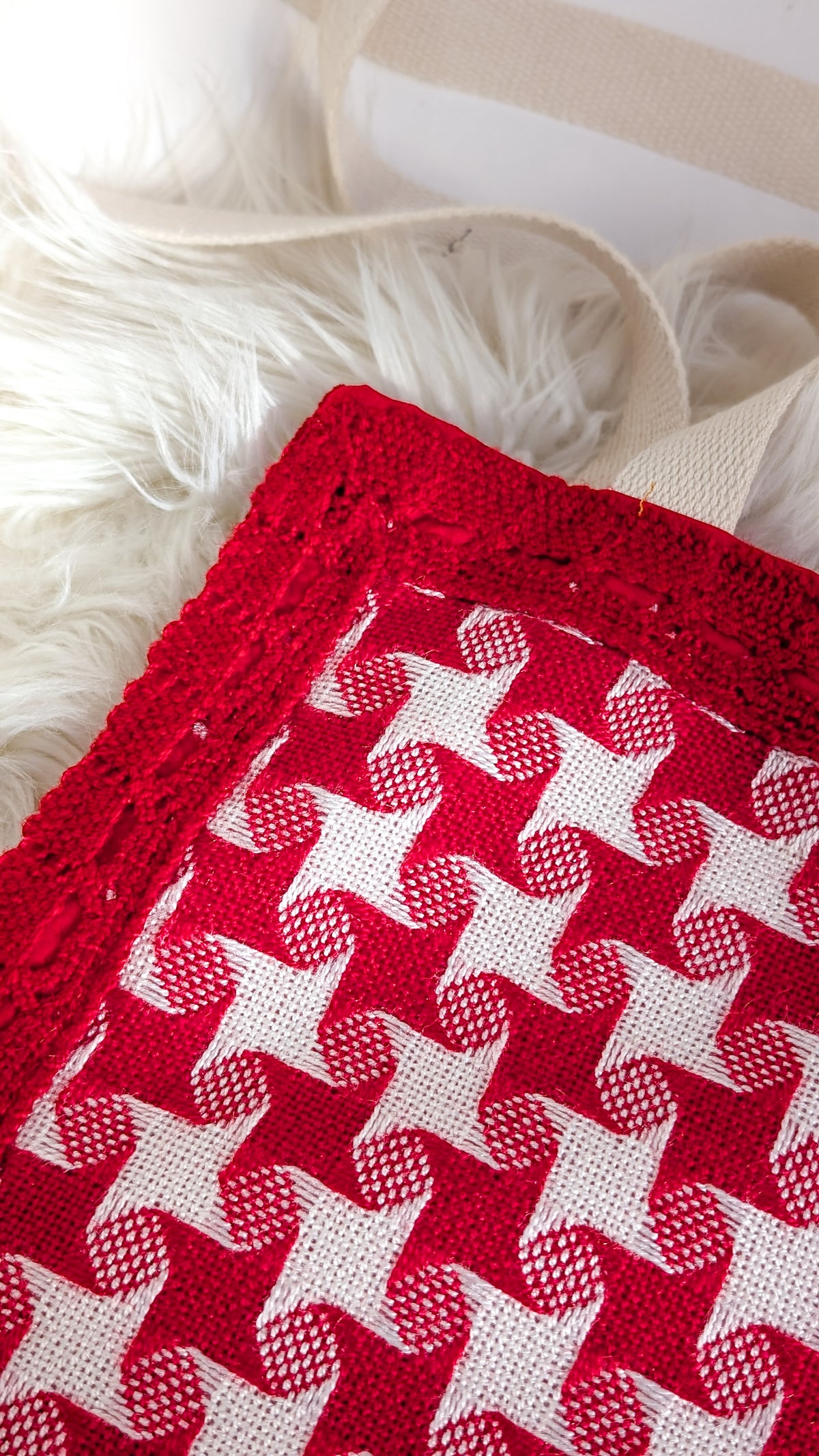 Upcycling Einkaufsbeutel Nachhaltige Einkaufstasche Red Diamonds "Omi's 70's Table" Einzelstück