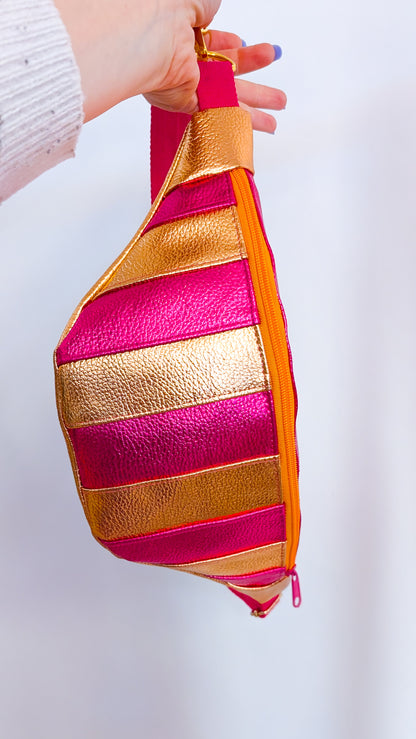 Metallic Hipbag Bauchtasche Kunstleder Streifen Orange/Pink Einzelstück