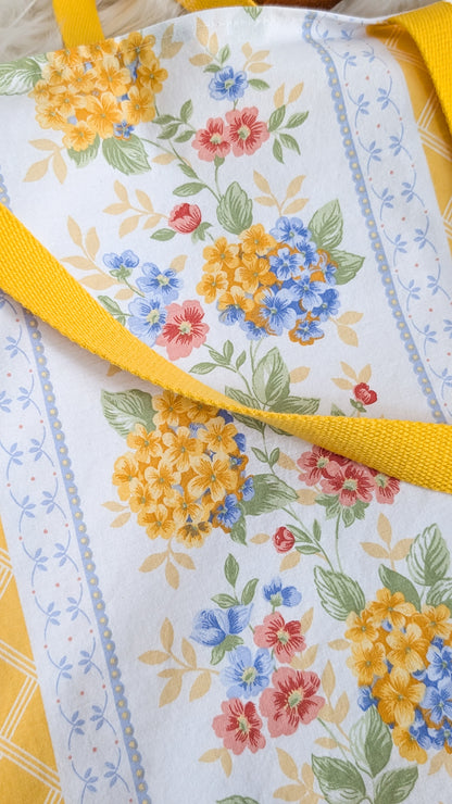 Upcycling Einkaufsbeutel Hortensien Einkaufstasche "Omi's Couchbezug"