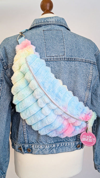 Große XL Umhängetasche Rainbow Plüsch Bauchtasche Kuschelfell