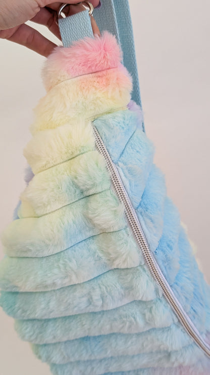 Große XL Umhängetasche Rainbow Plüsch Bauchtasche Kuschelfell