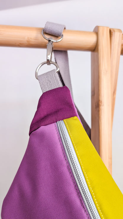 80s Hipbag Bauchtasche Cross Body Bag Tupfen Pastell Lavendel