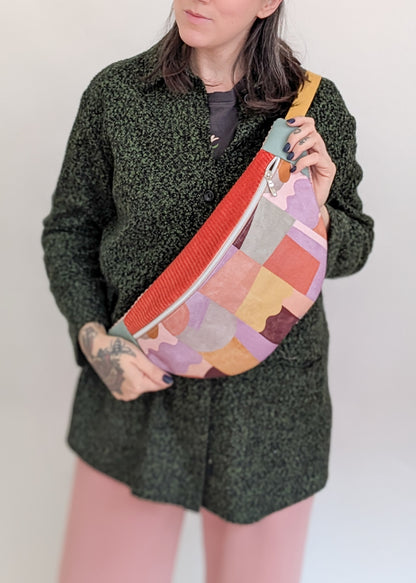 XL Crossbody Bag – bunte Color-Blocking Umhängetasche mit geometrischem Muster