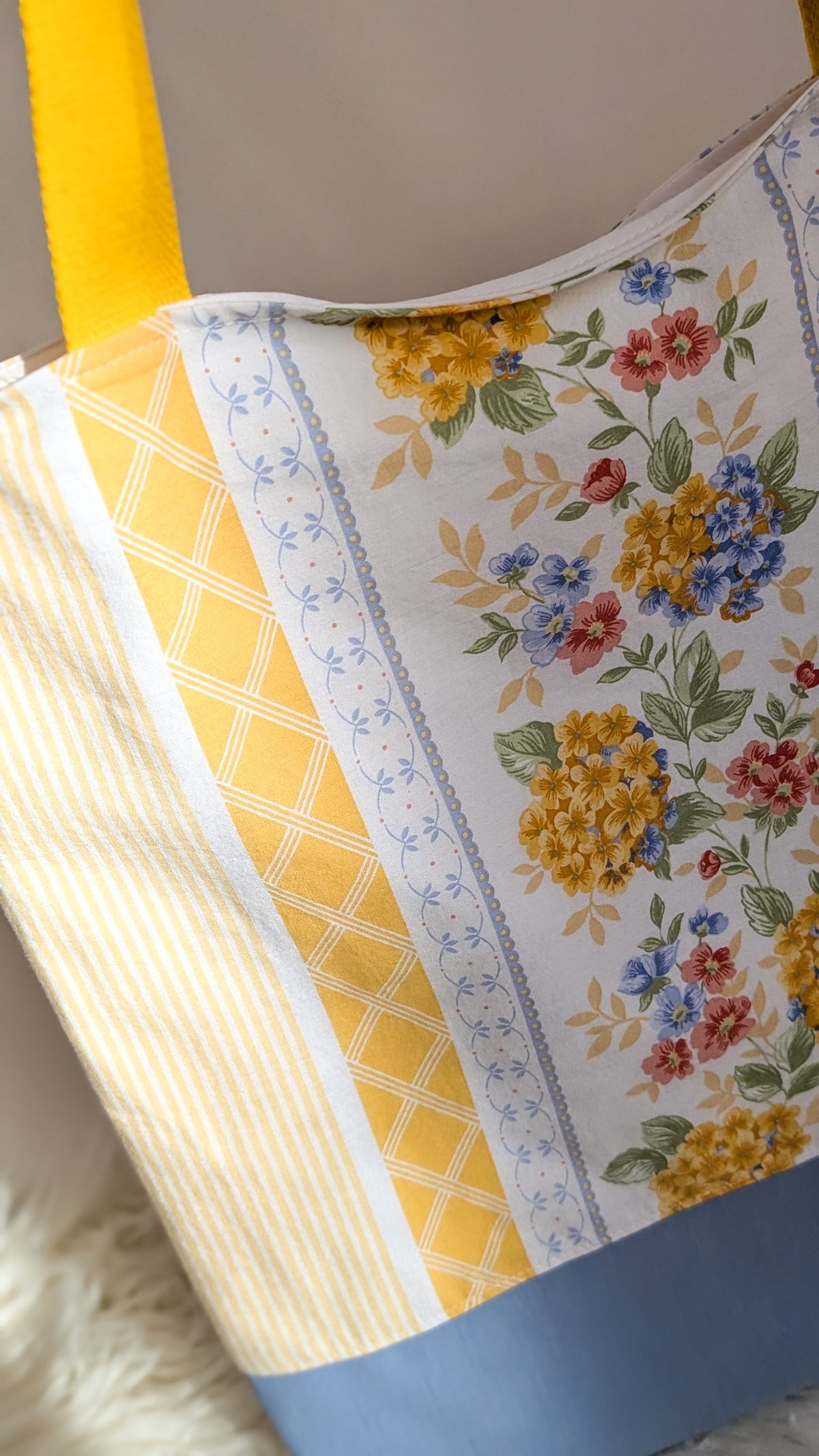 Upcycling Einkaufsbeutel Hortensien Einkaufstasche "Omi's Couchbezug"