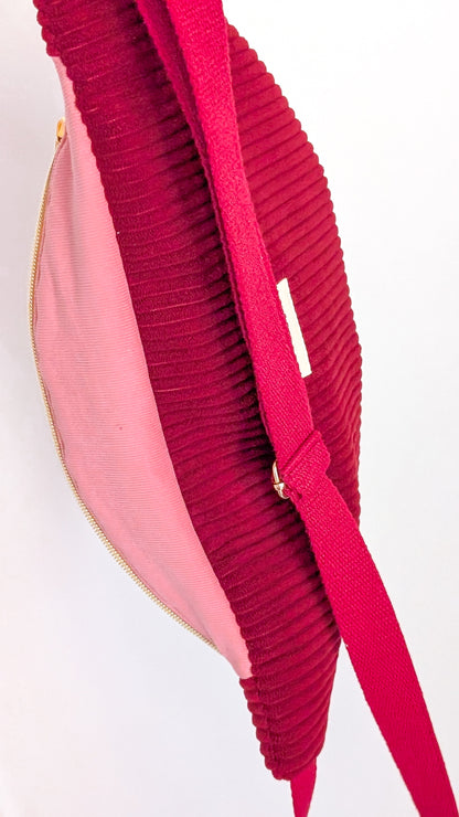 Upcycling Bauchtasche Crossbody Bag LEO Burgund/Gold Einzelstück