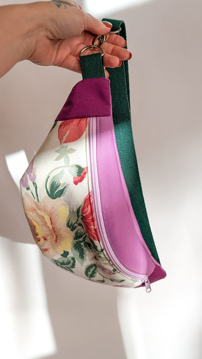 Upcycling Bauchtasche Granny Hipbag Flieder Blumen - 2 Styles