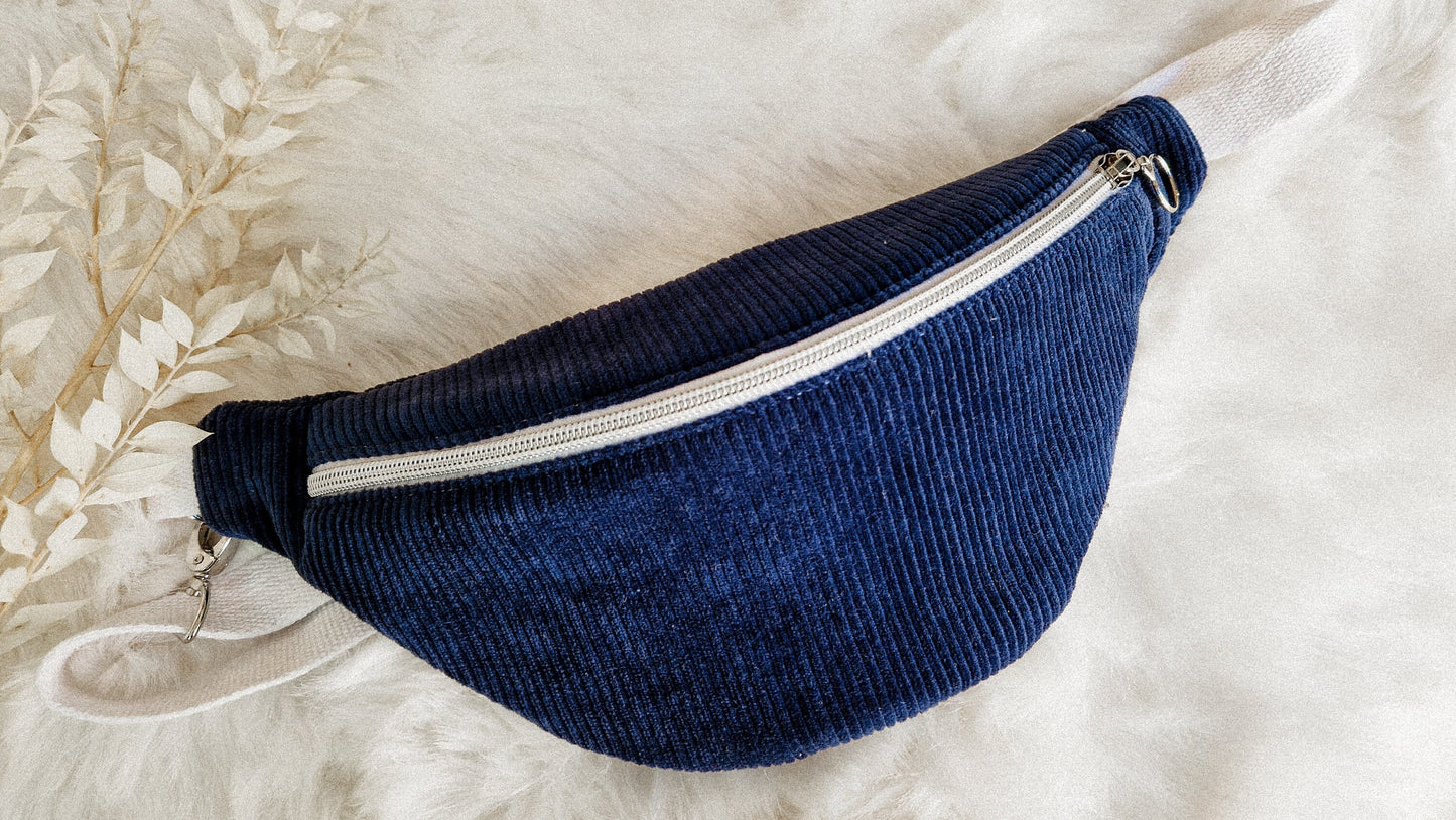 Blaue Cord Hipbag Crossbody Bag Umhängetasche HOKUSAI Japanische Wellen