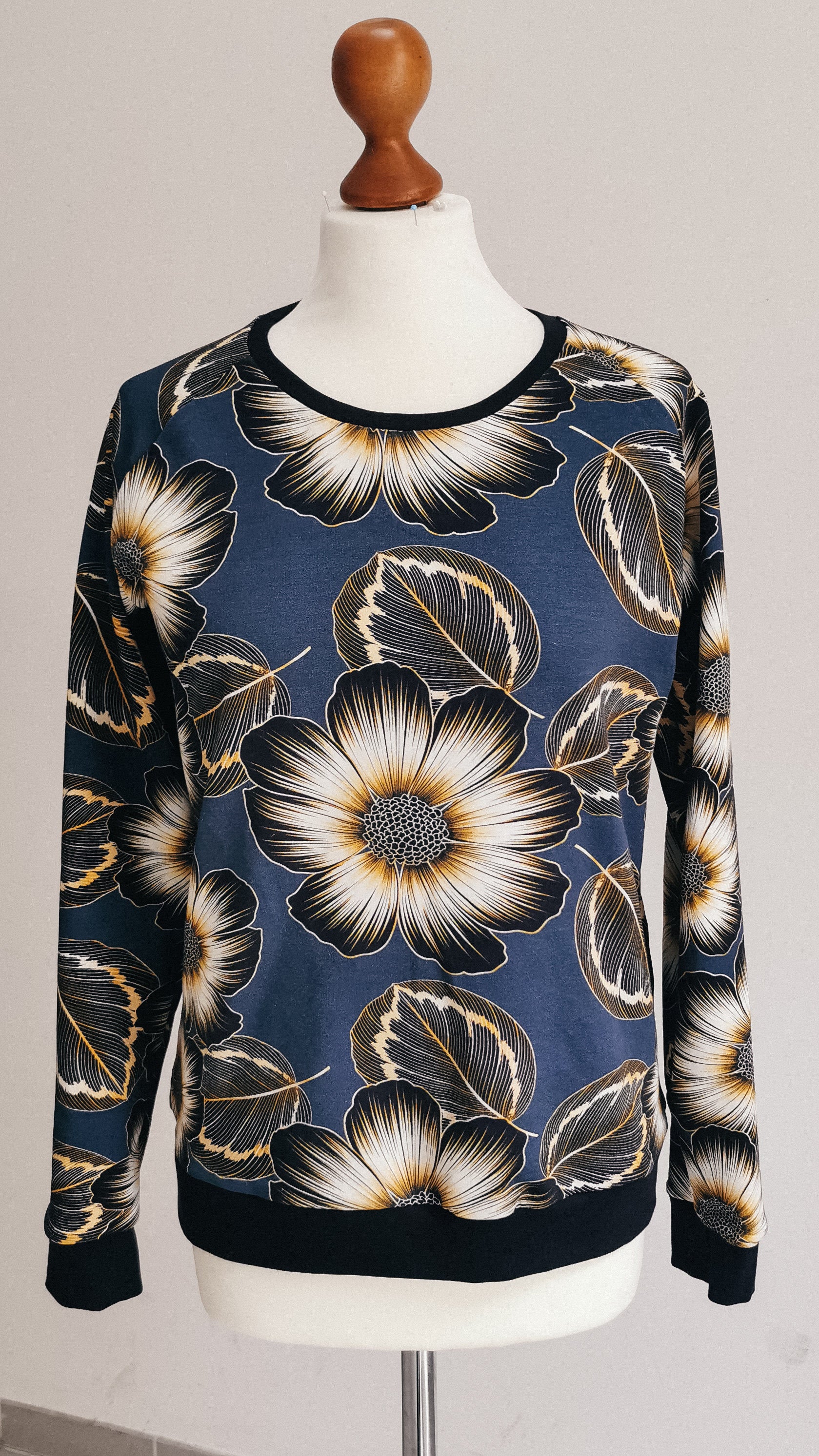 SAM_05 Petrol Gold Blumen Sweatshirt Rockabilly Raglan Longsleeve